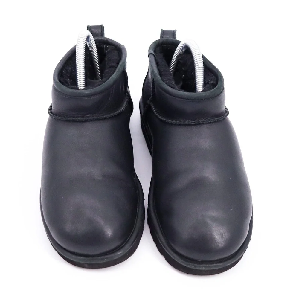 UGG Classic Ultra Mini Leather‎ Boot Womens Size 6 Black 1117534 Ankle Booties